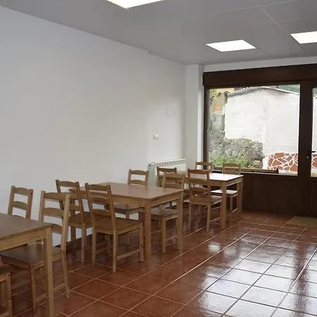 Хостел Albergue Cascoxu Llanos de Someron