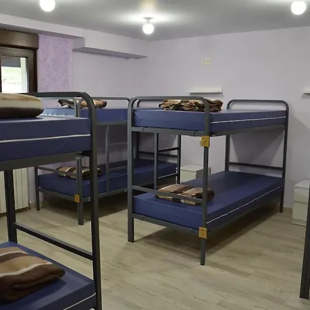 Albergue Cascoxu * Llanos de Someron